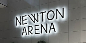 От чего зависит стоимость изготовления вывески?